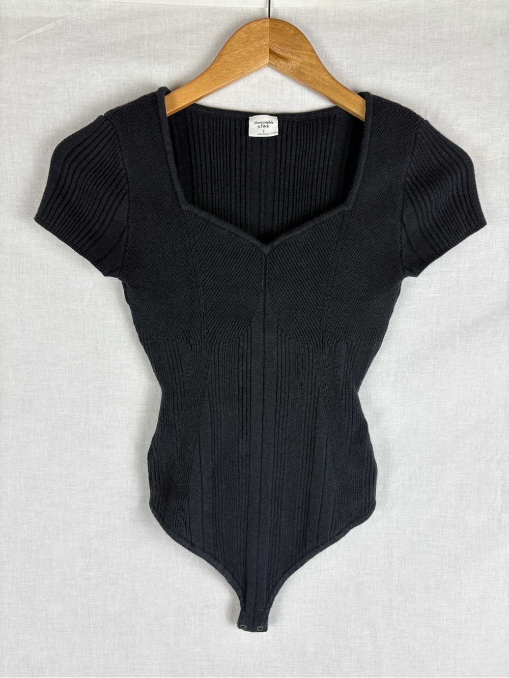 Abercrombie & Fitch Short-Sleeve Sweetheart Sweater Bodysuit Black Size S